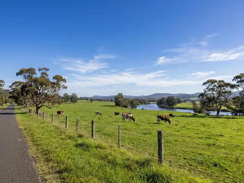 Nowra property maintenance service area
